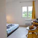 Del Lupo ゲストハウス 3*